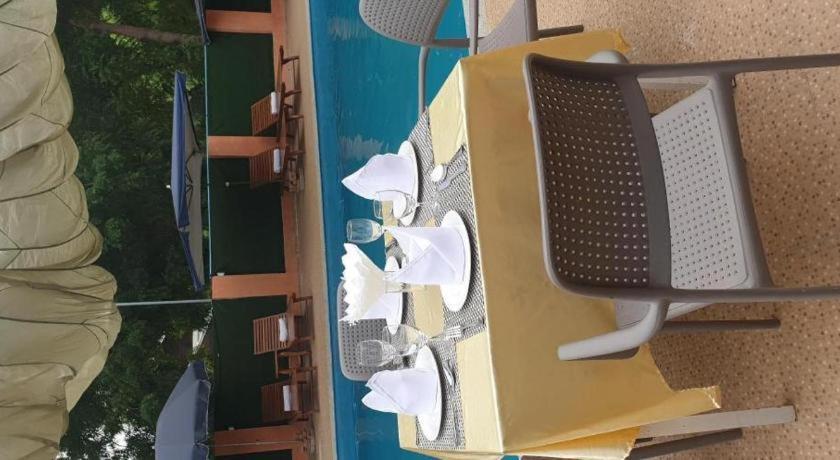 Law Ka Thit Sar Hotel New Bagan Bagian luar foto